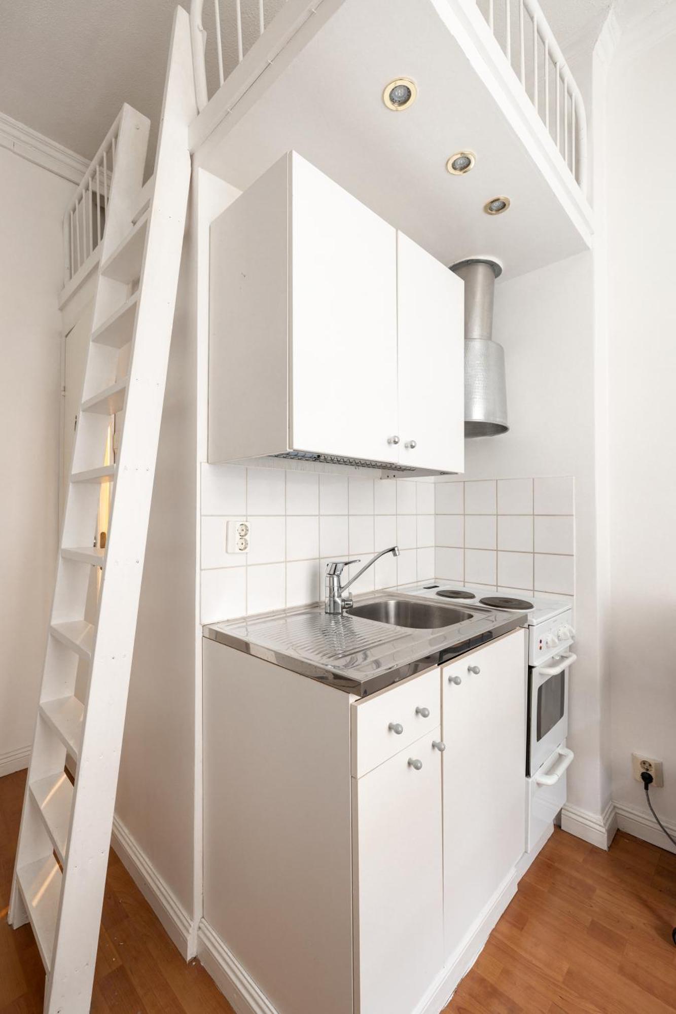 2Ndhomes Cozy And Compact Studio In Kamppi Helsínquia Exterior foto